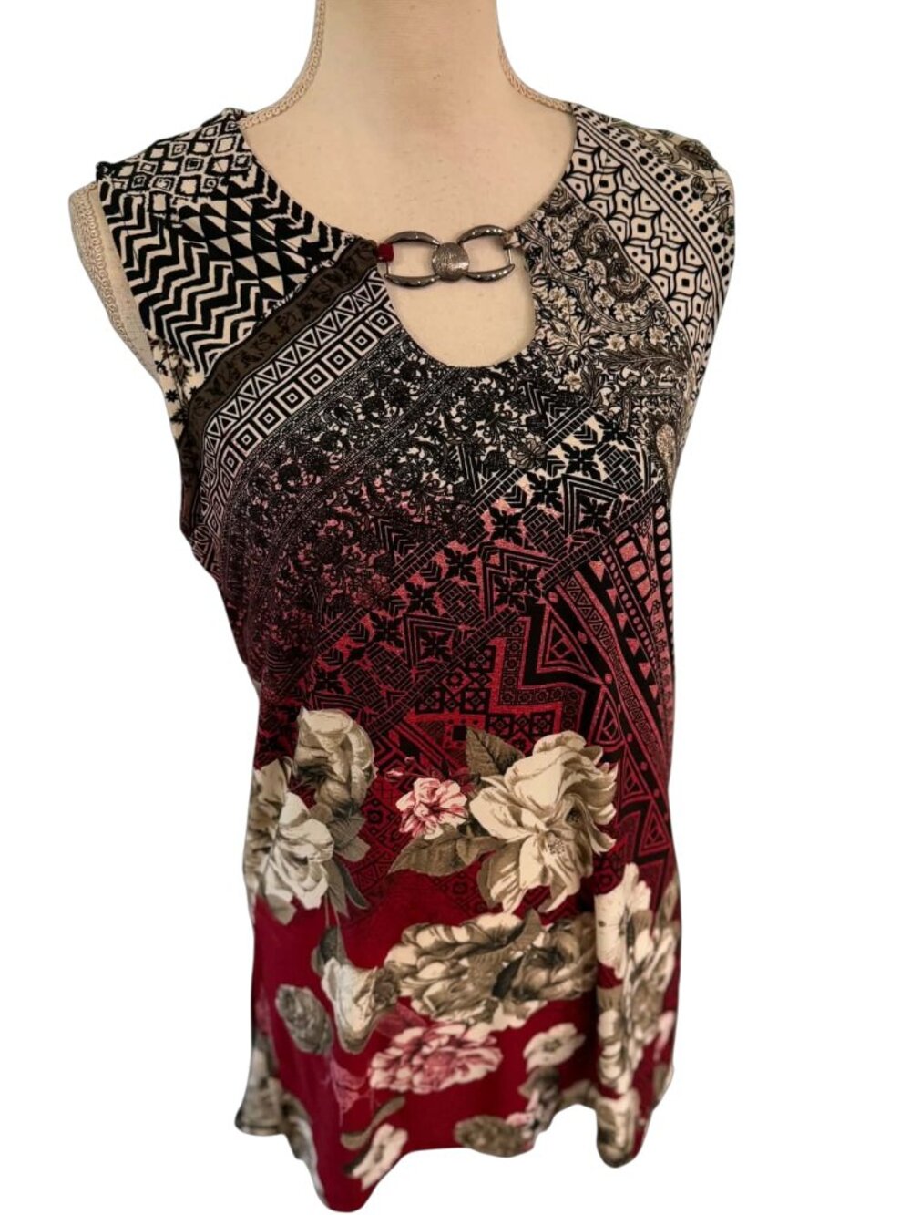 Maria Gabrielle sleeveless blouse NWT